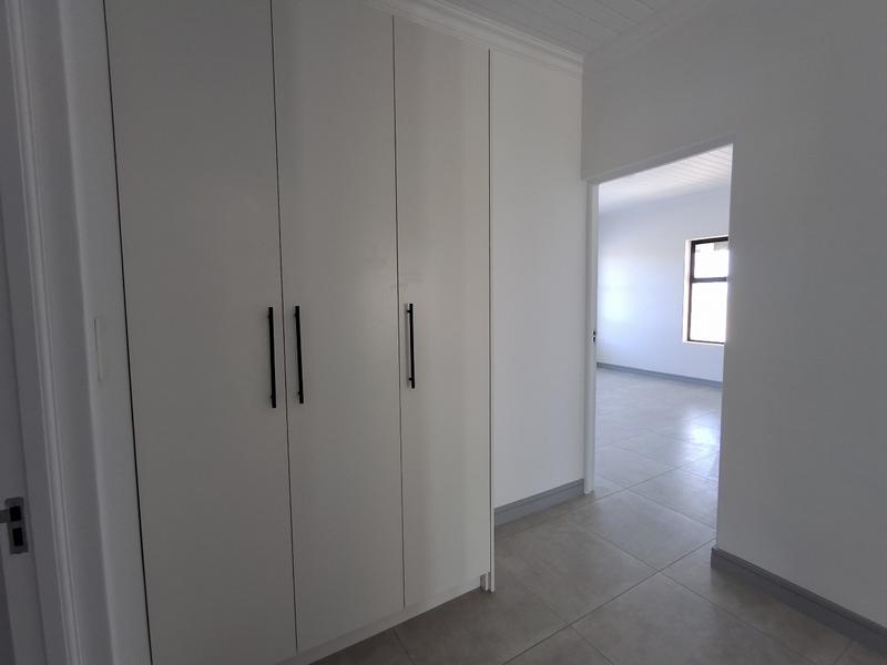 2 Bedroom Property for Sale in Britannia Bay Western Cape